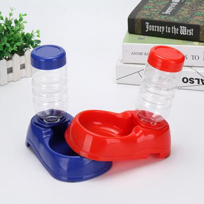 China Hot Selling Automatic Pet Supplier Cat And Dog Home Use Automatic Pet Water Bottles For Pets Drinking for sale