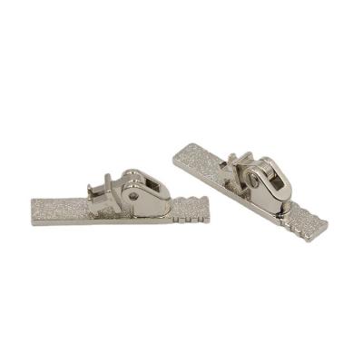 China Glass Accessories Metal Hinge Pressure Plate Foot Wire Nail Rivet Three Teeth Double Teeth Glasses Frame Hinge for sale