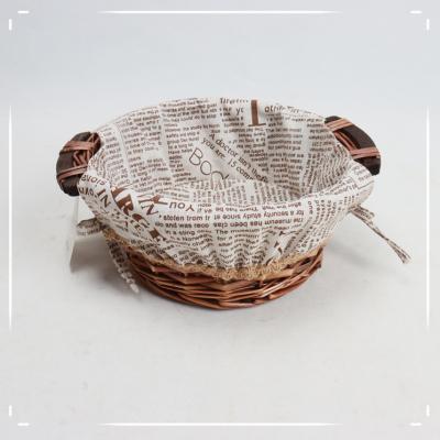 China Sustainable Wholesale Custom Round Fruit Wicker Basket With Handle for sale