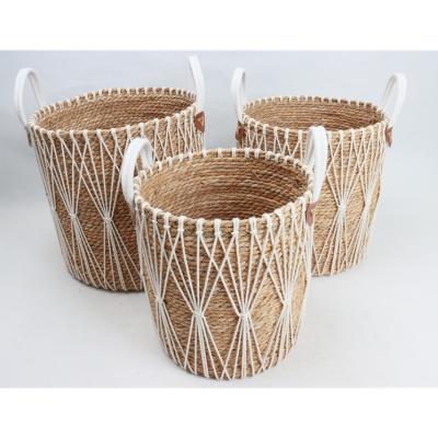 China Viable Promotional Living Room Straw Storage Basket With Handle for sale