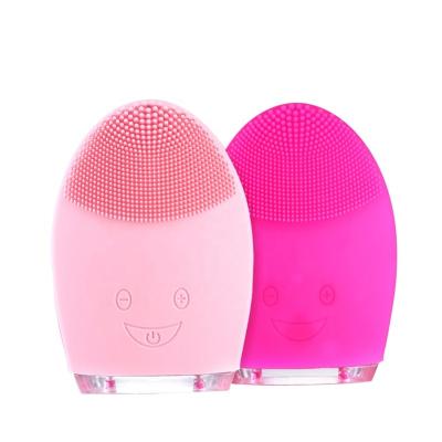 China For New 2020 Home Use Product Face Silicone Brush Skin Care Electric Silicone Electric Facial Cleansing Brushes for sale