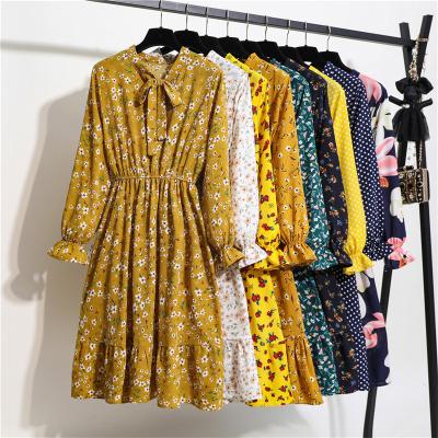 China Floral Printing Chiffon Long Dress Anti-Static Casual Slim Sheath V-neck Long Dress for sale