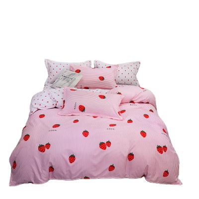 China Girl Nondisposable 100% Polyester Strawberry Print Pink Bedding Set for sale