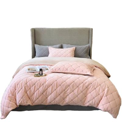 China Nondisposable Fleece Comforter H Shape Quilted Multifunctional Pink Colors Bedding Set Blanket And Quilt Dual Use Blanket for sale