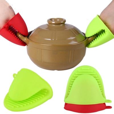 China Contemporary Cake Baking Tools Cheap Oven Mitts Heat Resistant Cooking Pinch Gloves Potholder Silicone Oven Mitt for sale