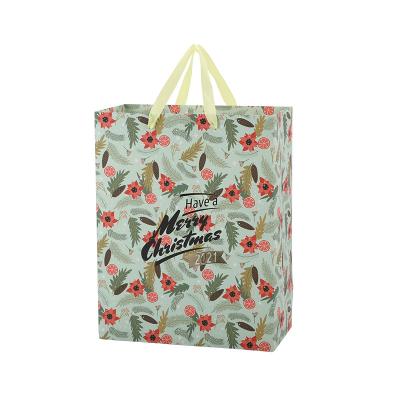 China Factory Direct Supply Recyclable Wholesale Portable Gift Bags Bulk For Christmas Candy Gift Bag for sale