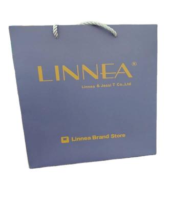 China Recyclable luxury packaging prints its own gold foil logo for portable shopping bags for jewelry box and paper bag for sale