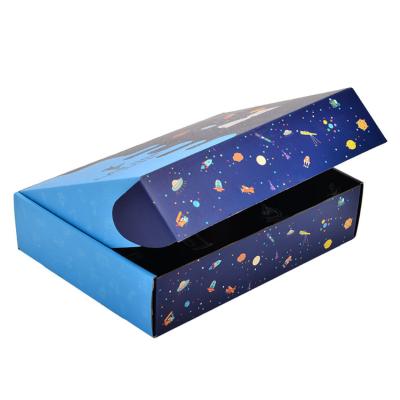 China OEM Specification Recyclable Custom Corrugated Rose Cardboard Gift Packaging Mailing Box With Gold Foil Logo for sale