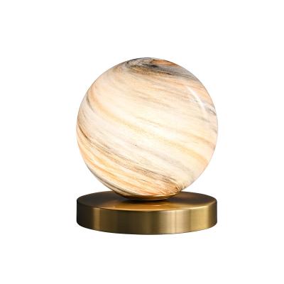 China Nordic Simple Modern Luxury Modern Bedroom Solid Brass Glass Circular Hotel Table Lamp for sale