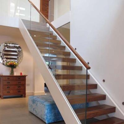 China Modern Prefab Modern Indoor Residential Steel Wooden Floating Stairs With Glass Railing for sale