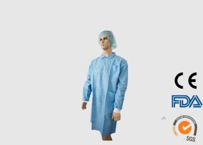 China Tear Resistant Disposable Visitor Coats , Comfortable Disposable Lab Gowns for sale