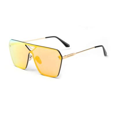 China Fashion sunglasses trend square the new style metal men's shading than women one pieces 2021 sunglasses for sale