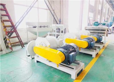 China 100 Mesh PET Bottle Grinding Machine , Fully Sealed Industrial Plastic Shredder for sale