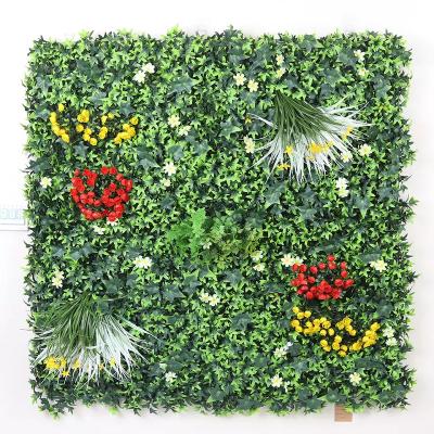 China Landscaping Decoration Artificial Panel Hedges Roll Plastic Boxwood Grass Green Wall Wholesale Faux Vertical Plants Wall Garden Decoration for sale