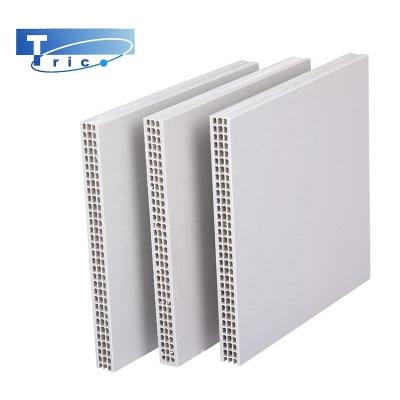 Chine 12- 20mm Thickness PVC Shuttering Sheet Mould Square Column à vendre