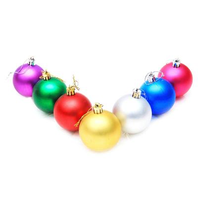 China Christamas Home Decoration Amazon Good Sale Lighting Painted Ball Ornament and Christmas Tree Decorations Set Christmas Baubles for sale