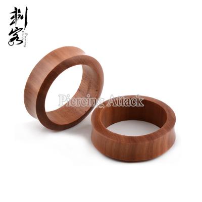 China Wooden Heavy Gauge Plug Organic Wood Tunnel for sale