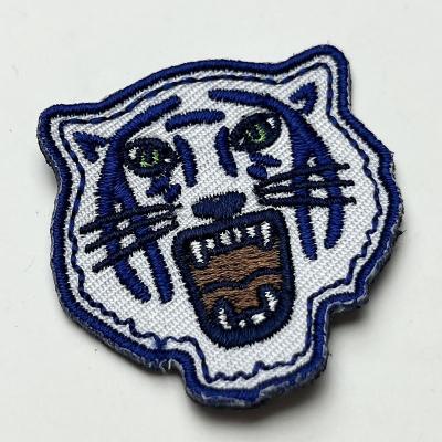 China Viable Custom Embroidered Iron On Patches Applique DIY Iron On Sequin Embroidery Patch For Apparel for sale