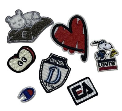 China Viable Wholesale Custom Logo Embroidery Patches Sew On Garment 3D Logo Embroidered Patch Iron On For Apparel for sale