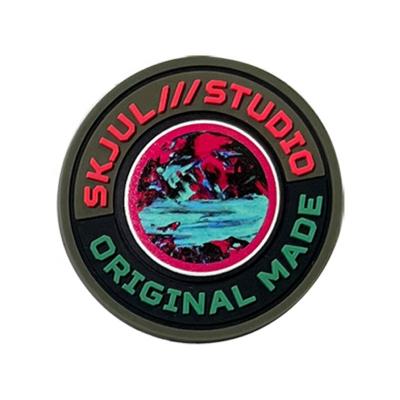 China Viable high quality custom silicone 3d heat transfer printing label heat transfer iron on patches for popular clothing labels for sale