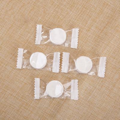 China Facial Cleanser 200 Pieces Mini Portable Cotton Coin Tissue Towel for Travel White Soft Nonwoven Biodegradable Disposable Compressed Towels for sale