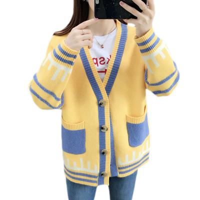 China New wholesale fashion Anti-wrinkle V-neck soft material jacquard knit women cardigan sweater for sale