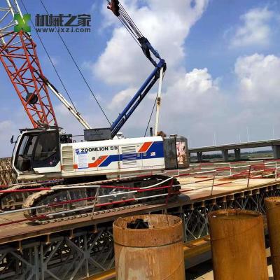 Chine 75ton a utilisé des grues de chenille d'occasion Zoomlion ZCC750V à vendre