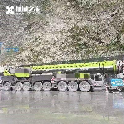 Chine Zoomlion QAY500 a employé tout le terrain tend le cou 500 Ton Second Hand Crane à vendre