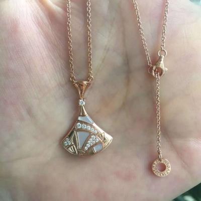 China Van de Luxejuwelen van de ventilatorvorm de Juwelendivas het Goud van de Droomhalsband 18K met Natuurlijke Diamantentegenhanger Te koop