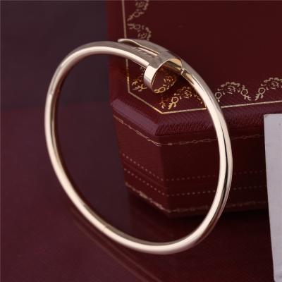 China De echte Gouden JUSTE-ARMBAND GEEL GOUDEN Dik Modelnail bangle B6048217 van de V.N. CLOU Te koop