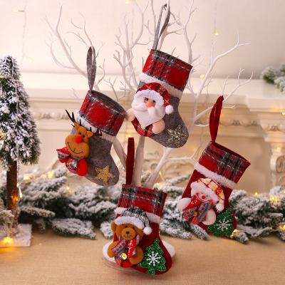 China Popular Christmas bangs new Christmas ornaments three-dimensional doll Christmas tree plaid Christmas hanging small socks for sale