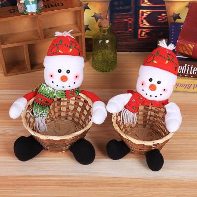 China Creative Bamboo Weaving Basket Children's Popular Christmas Ornaments Christmas Gifts 2021 for sale