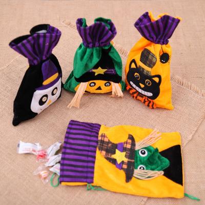 China Hallowmas Party Halloween Decoration Plush Drawstring Candy Bag Skeleton Halloween Party Gift Bag Pumpkin Trick or Treat Bag for sale