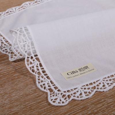 China Vintage D003: White Premium Cotton Lace Handkerchiefs Crochet Handkerchiefs For Women / Ladies Wedding Gift for sale