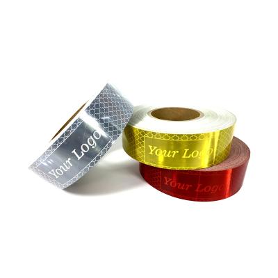 China Ece104 Retro Vehicles High Evidence Reflective Marking Tape For Vehicle Truck for sale