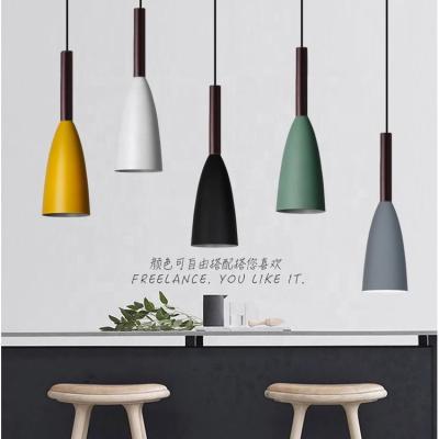 China Nordic Hanging Lights Modern Pendant Lamps Retro Style Ceiling Pendant Lamp Nordic Post Modern Minimalist Industrial Designer Light for sale