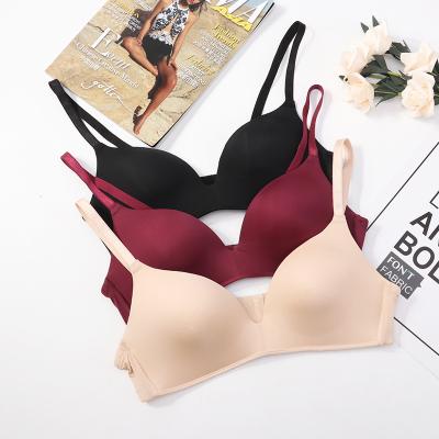 China Simple Solid Color Comfort Women Fashion Seamless One Piece Bra Push Up Wireless T-shirt Bra for sale