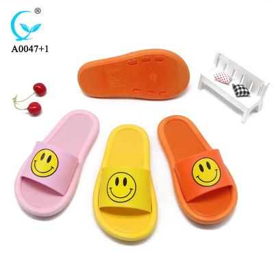 China Unique Rubber Chappals Kids Girls PVC Shoes Women Slide Luxury Flat Slippers Anti-slippery Sandals for sale