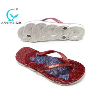 China New Fashion Latest Design Women Slippers Casual Flip Flops Summer Female Anti-slippery Outdoor Outdoor Massage for sale