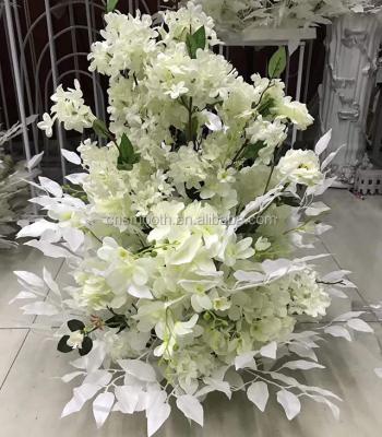 China Wedding Event Wedding Centerpiece Flower Runner White Flower Decorative Ball for sale