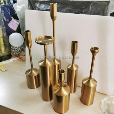 China Weddings Wholesale Set Mental Gold 6 Candle Holder Table Centerpiece Luxury Wedding Decoration for sale