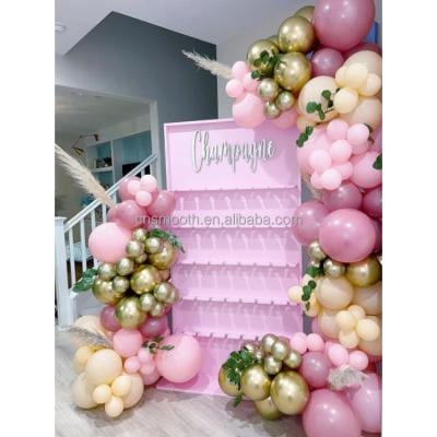 China Wedding/Banquet/Hotel Customized Wedding Champagne Grass Wall Acrylic Perspex Prosecco Acrylic Display Rack Wall for sale