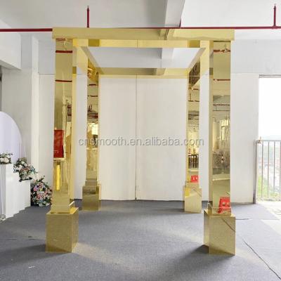 China Durable Square Mirror Gold Arch Chuppah Wedding Mandap Set for sale