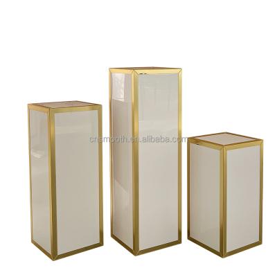 China Unique Romantic Sweet White Rectangle Acrylic Wedding Party Cake Display Stand Pedestals for sale