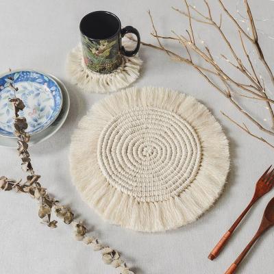 China Viable Nordic Style Hand - Woven Round Non-Slip Macrame Cotton Cup Mat Restaurant Party Table Decoration Cup Mat Coasters for sale