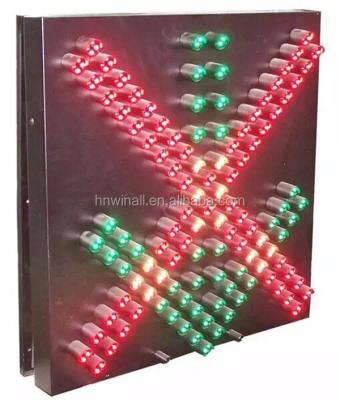 China Cold Rolled Stainless Steel 60cm Square Red And Green Plate Signal Light In Toll Station for sale