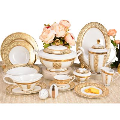 China Sustainable Luxury Gold Rim Ceramic Dishes Sets Royal Porcelain Porcelain Gold Dinner Set Dinnerware Gold Tableware for sale