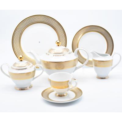 China Viable Designer Royal Italian Gold Tea Set Gift Coffee Set Bone China Gold Dinnerware Set Luxury for sale