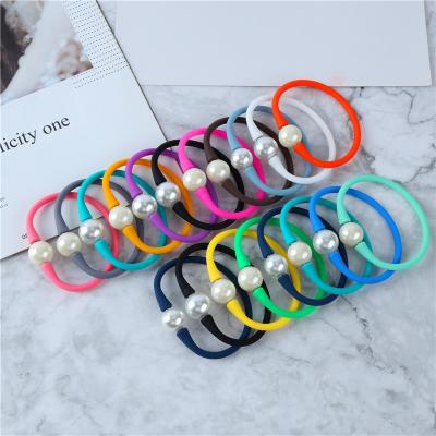 China Colorful Designs Bead Women Stretch Rope Silicone Bracelet 14-15mm Round Artificial Bead Bracelet for sale