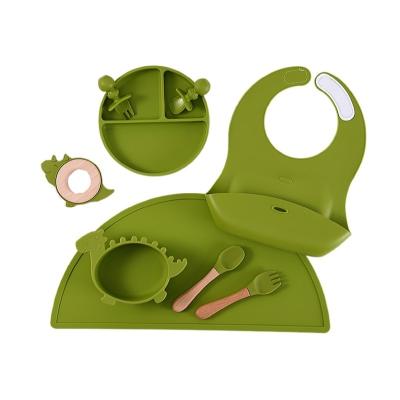 China BPA Free Food Grade Baby Tableware Feeding Sets With Bibs Bowl And Plates Gift Box Baby Feeding Set for sale